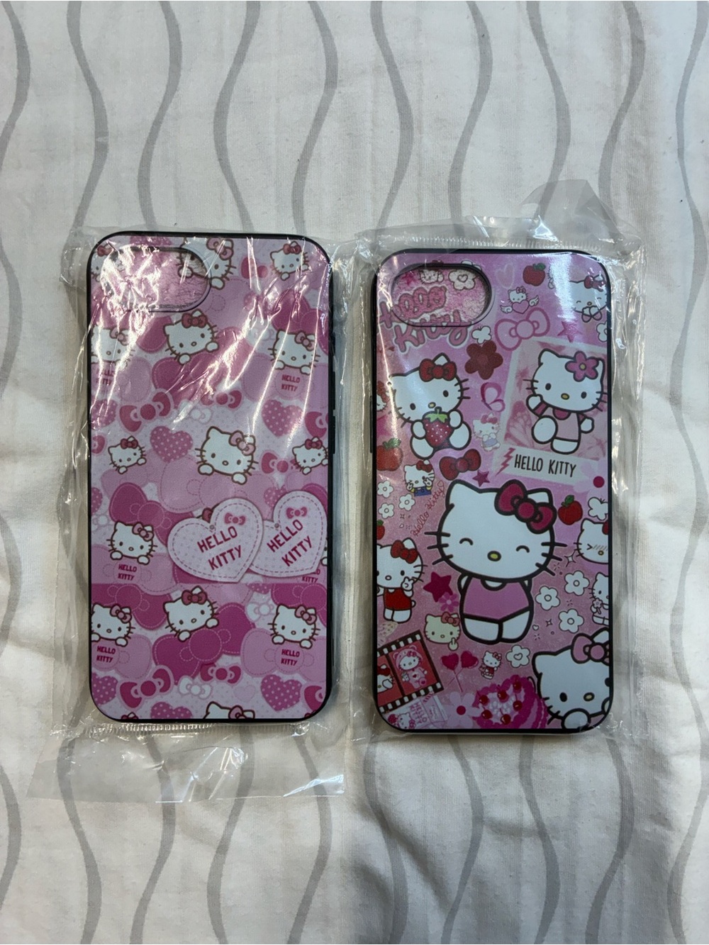 New Hello Kitty Pink Pattern IPhone 16E Case Cover Set of 2